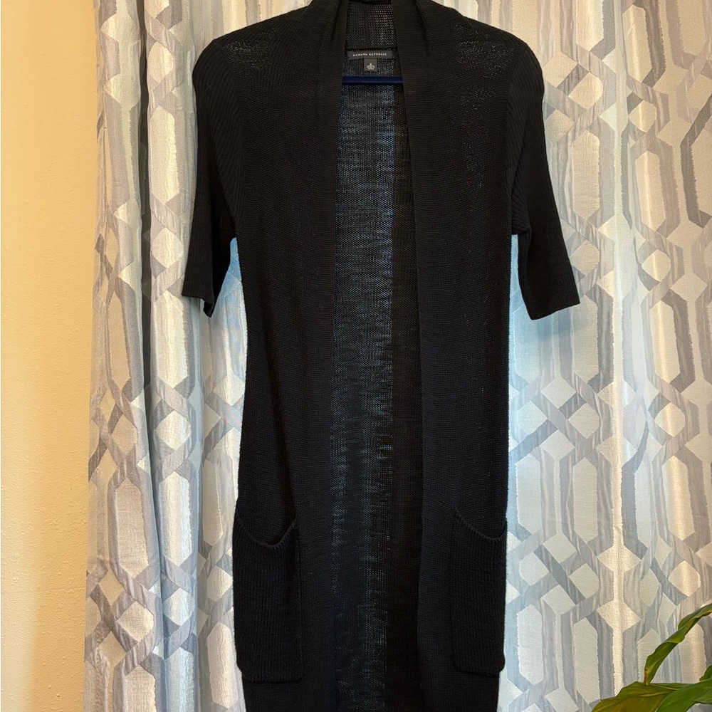 Banana Republic Black Half Sleeve Lightweight Knit Cardigan